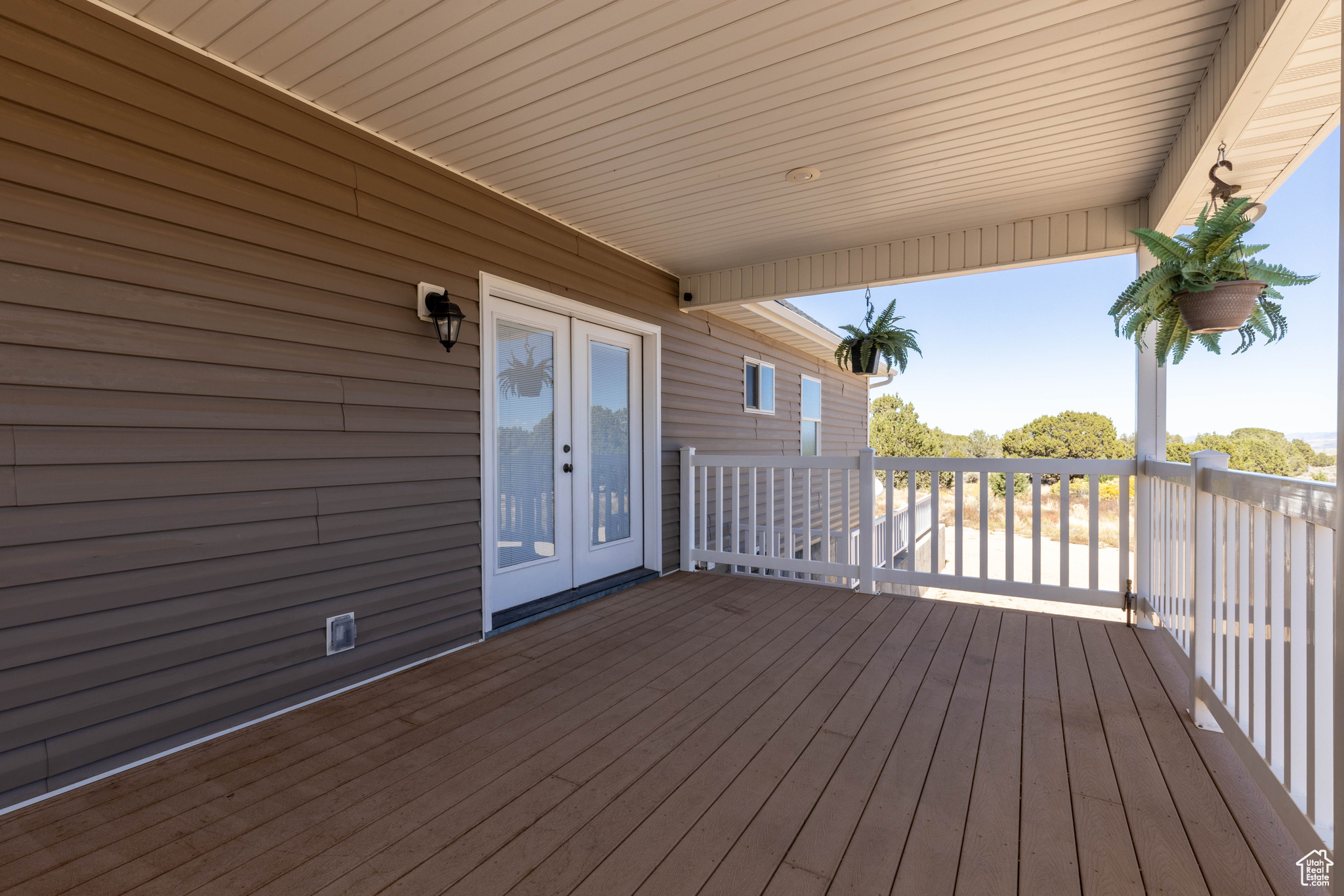 THREE PEAKS - Residential