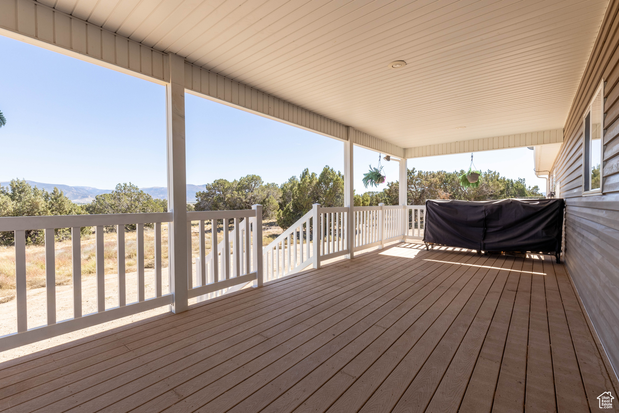THREE PEAKS - Residential