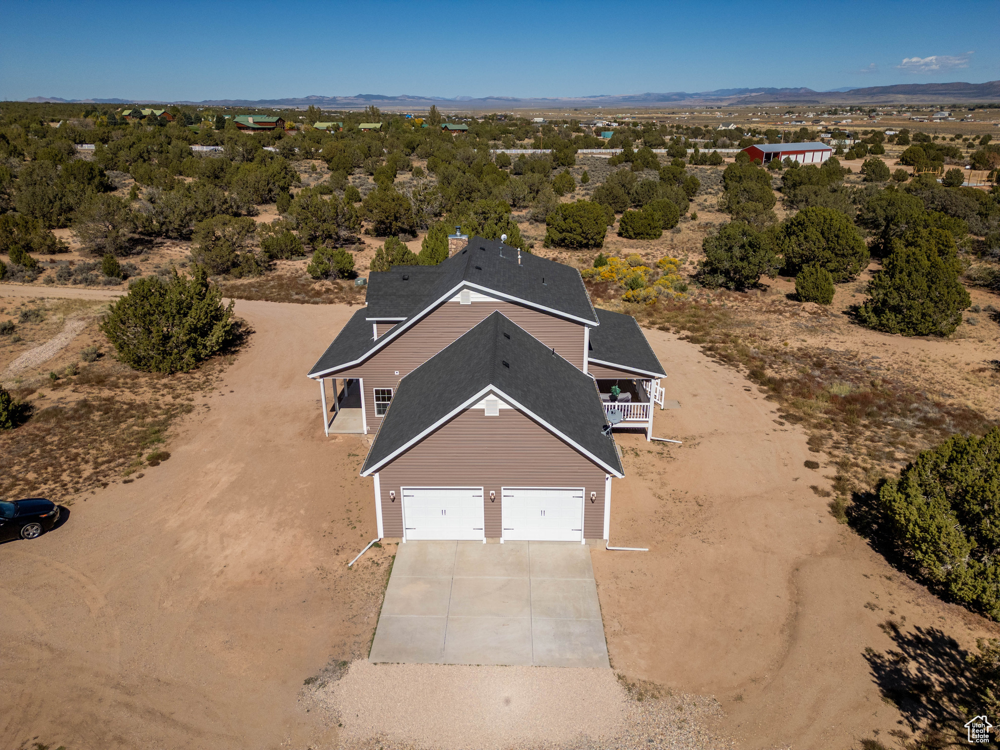 THREE PEAKS - Residential