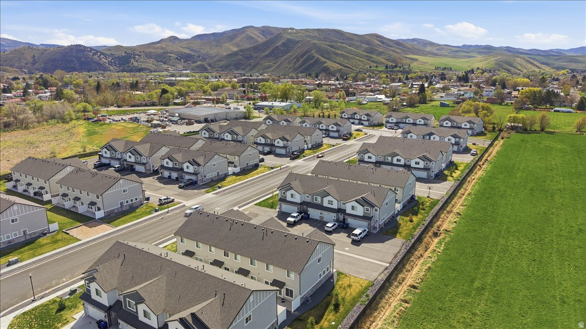 RIVERSTONE - Residential