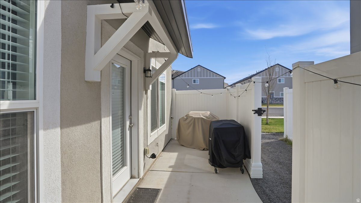 RIVERSTONE - Residential