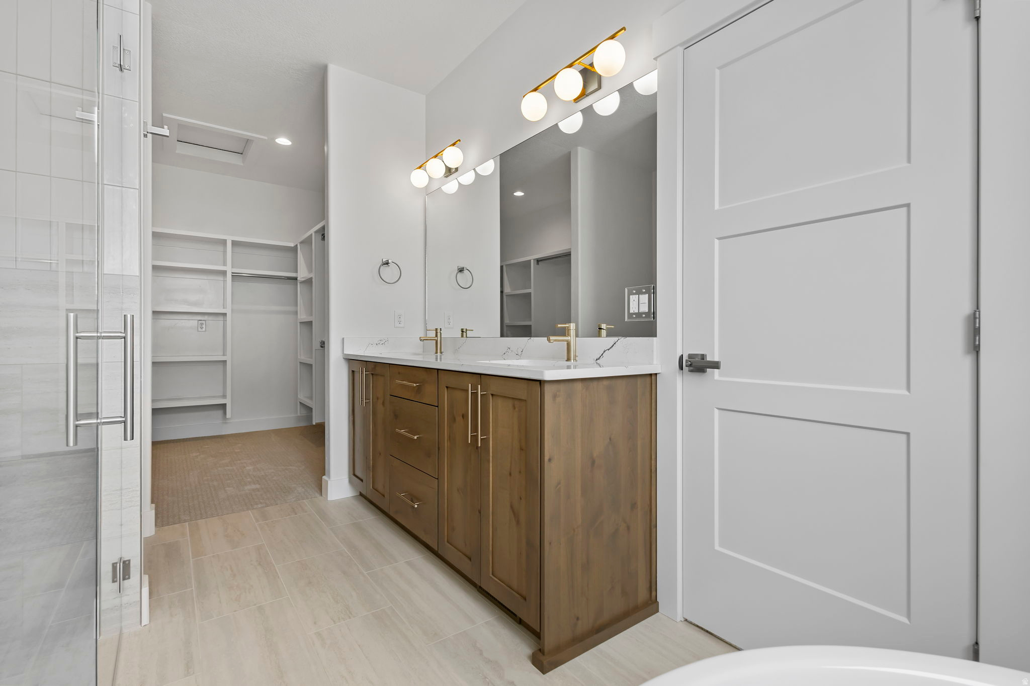 NORTHVIEW ESTATES - Residential