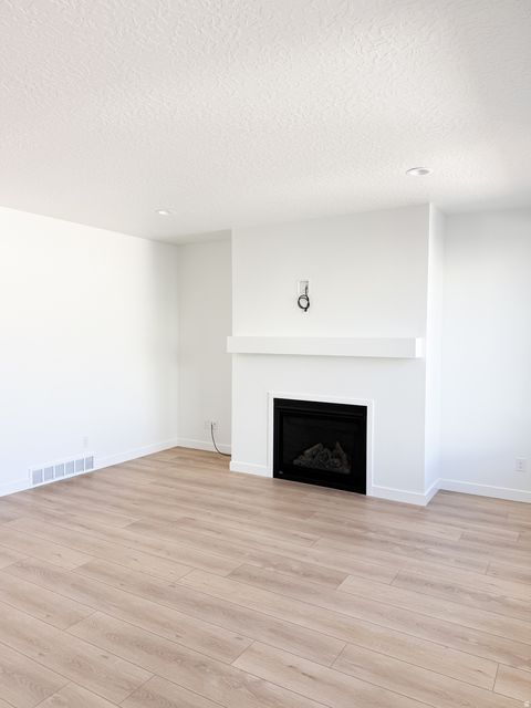 Tiny photo for 2919 E SERDAR LN #C24, Eagle Mountain, UT 84005 (MLS # 2121964)
