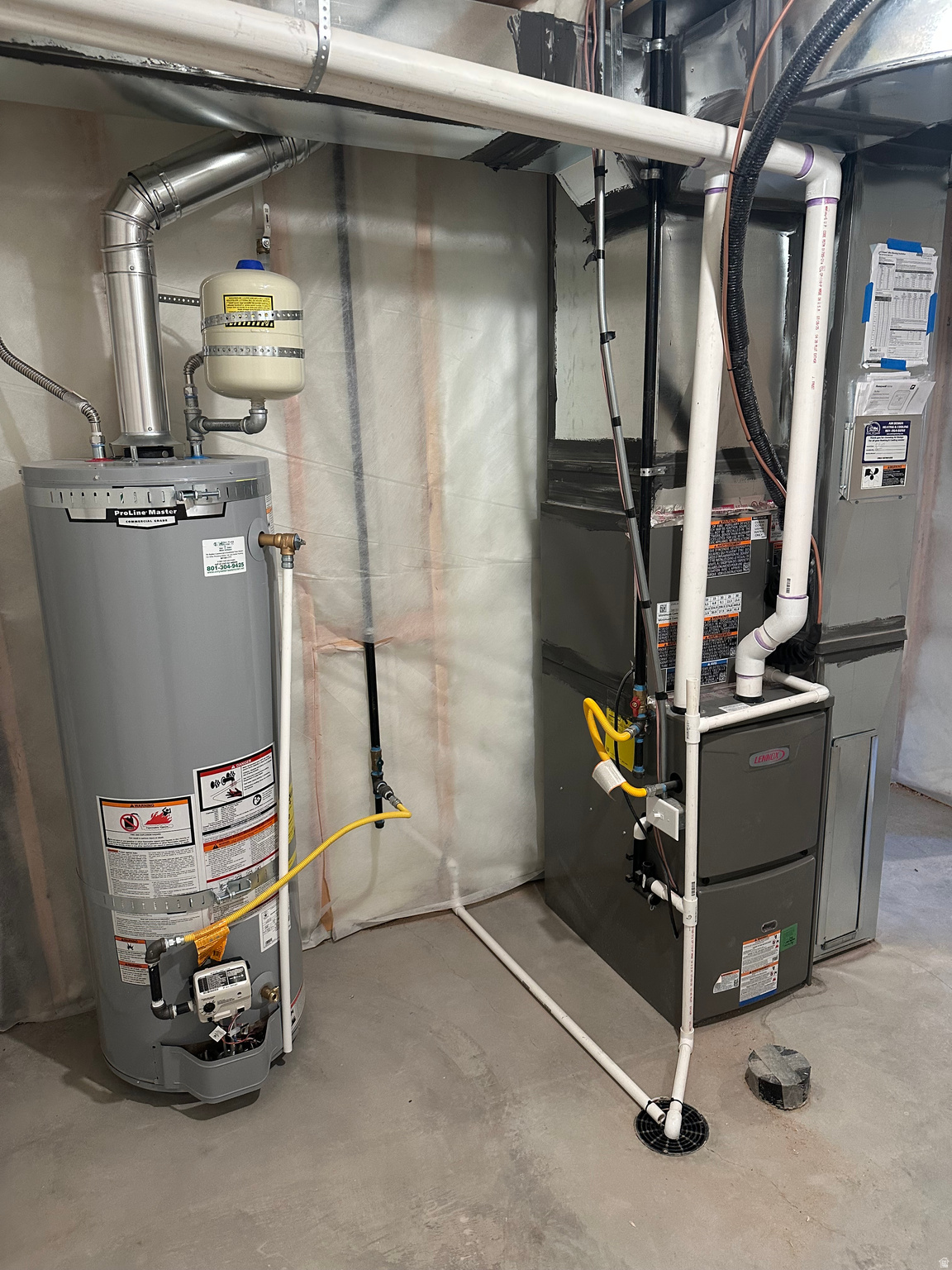 HIDDEN HOLLOW - Residential