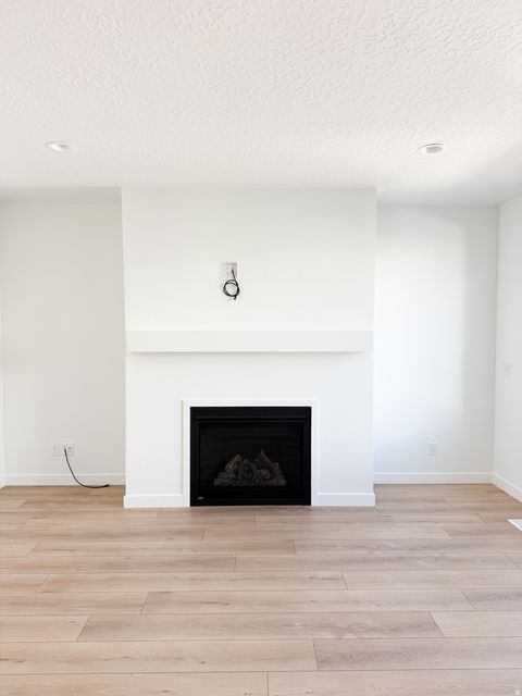 Tiny photo for 2919 E SERDAR LN #C24, Eagle Mountain, UT 84005 (MLS # 2121964)