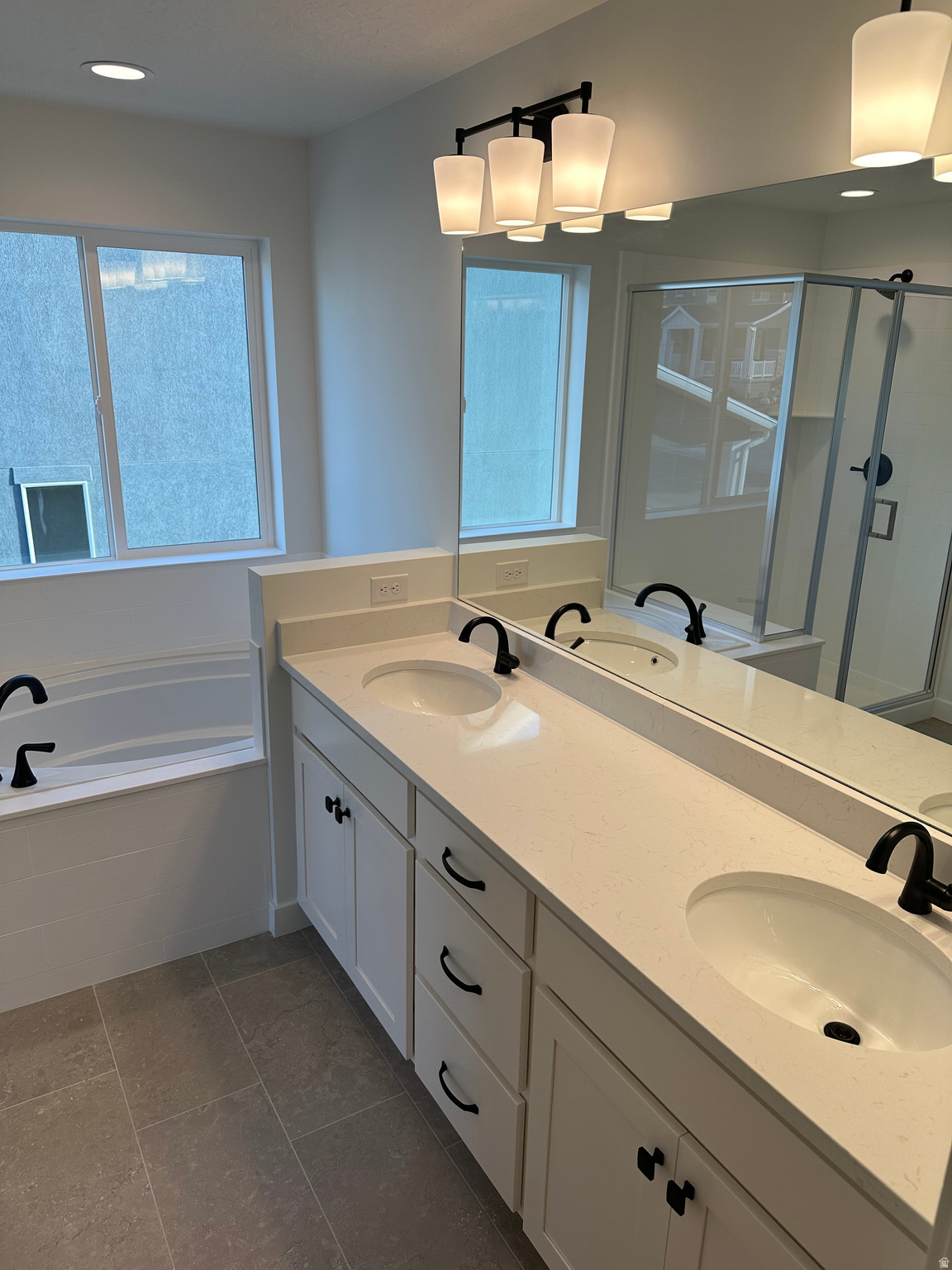 HIDDEN HOLLOW - Residential