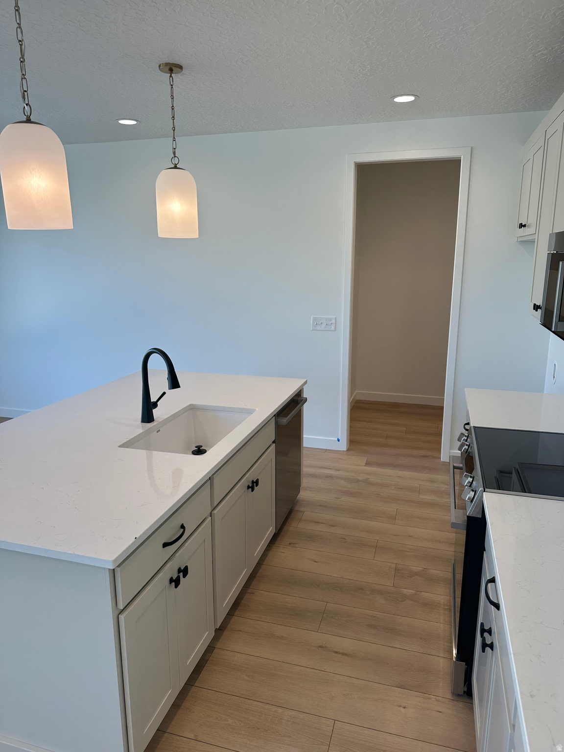 HIDDEN HOLLOW - Residential