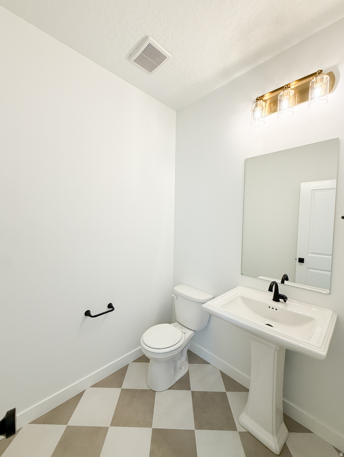 HIDDEN HOLLOW - Residential