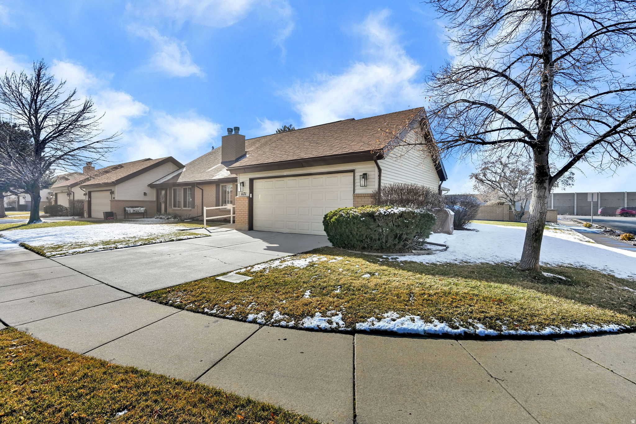 CHASE LANE VILLAGE - Residential Income