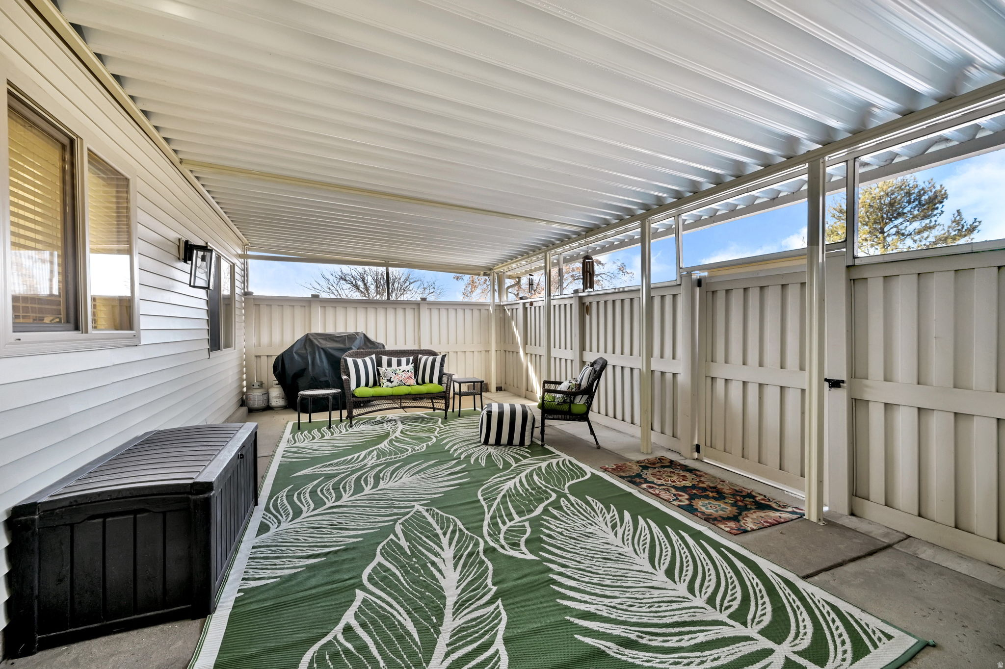 CHASE LANE VILLAGE - Residential Income