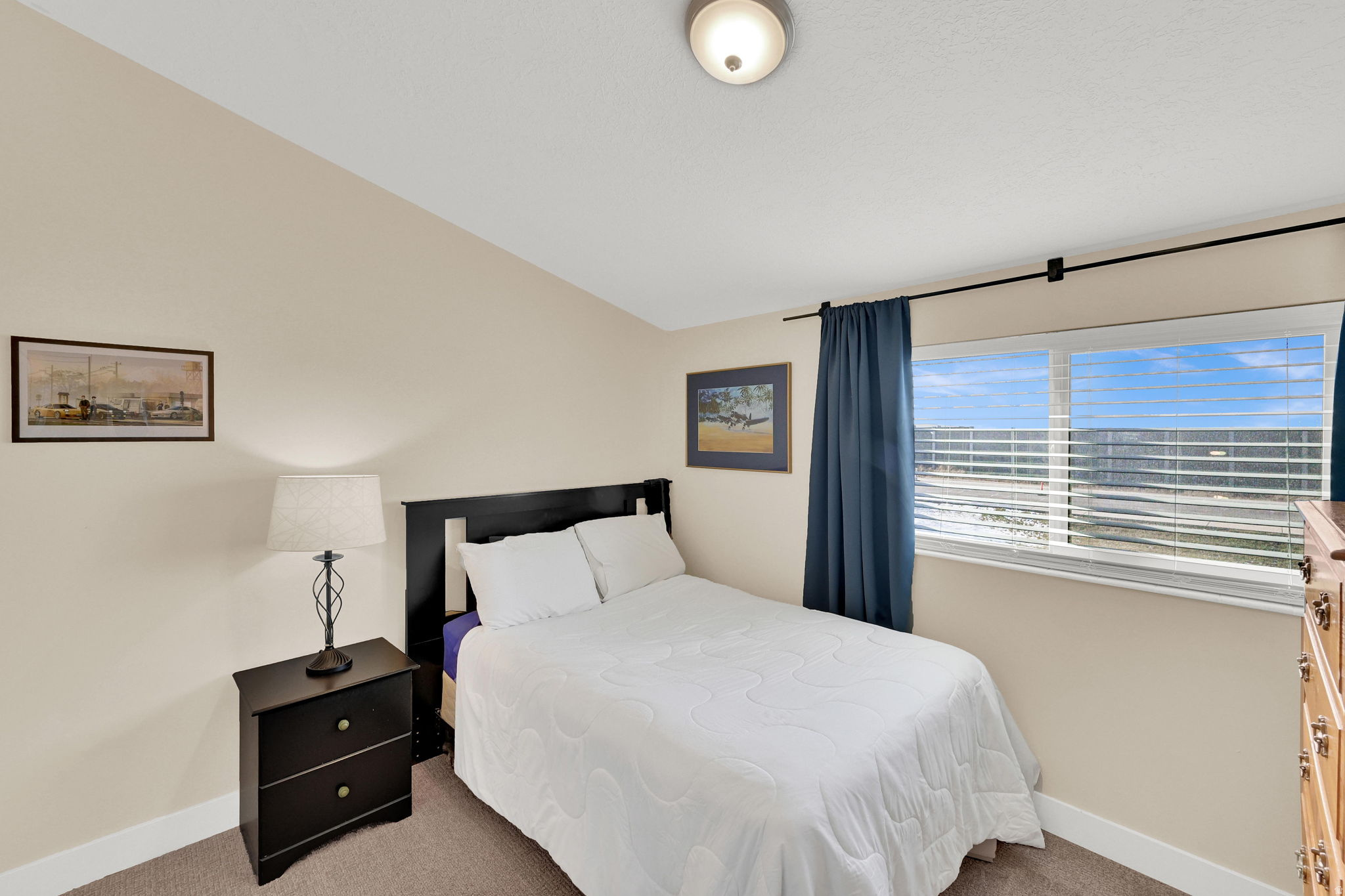 CHASE LANE VILLAGE - Residential Income