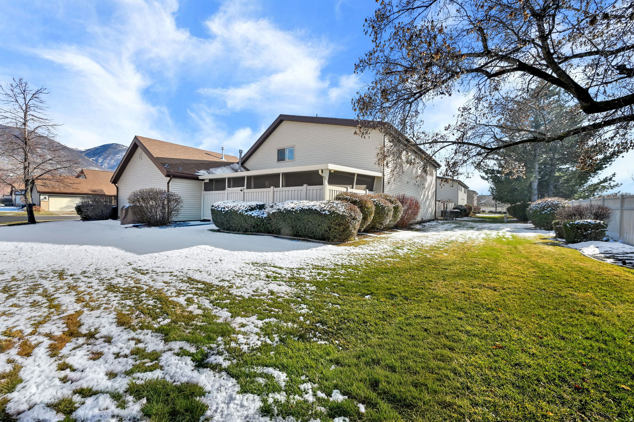 CHASE LANE VILLAGE - Residential Income