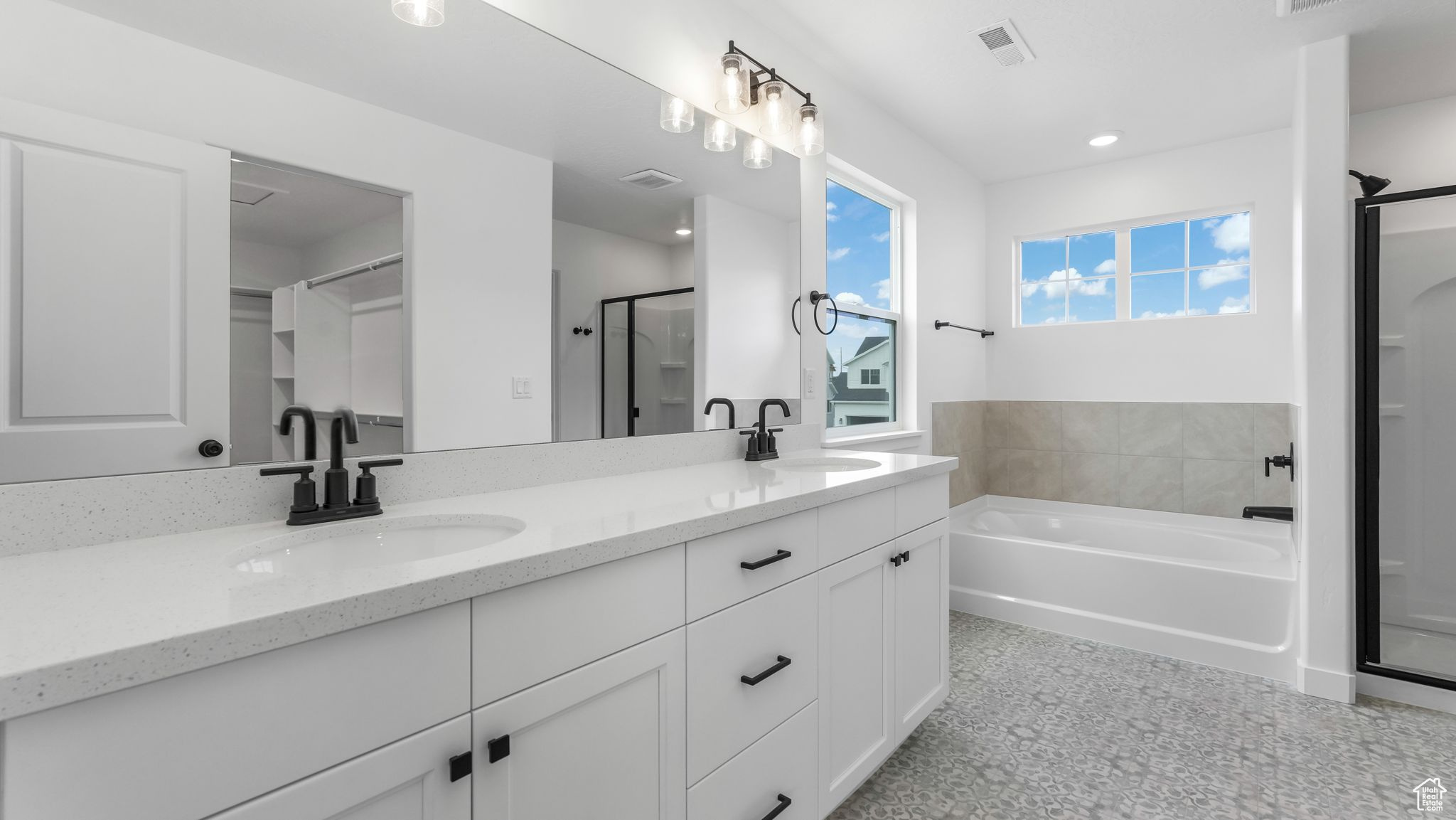 JACKSON - Residential