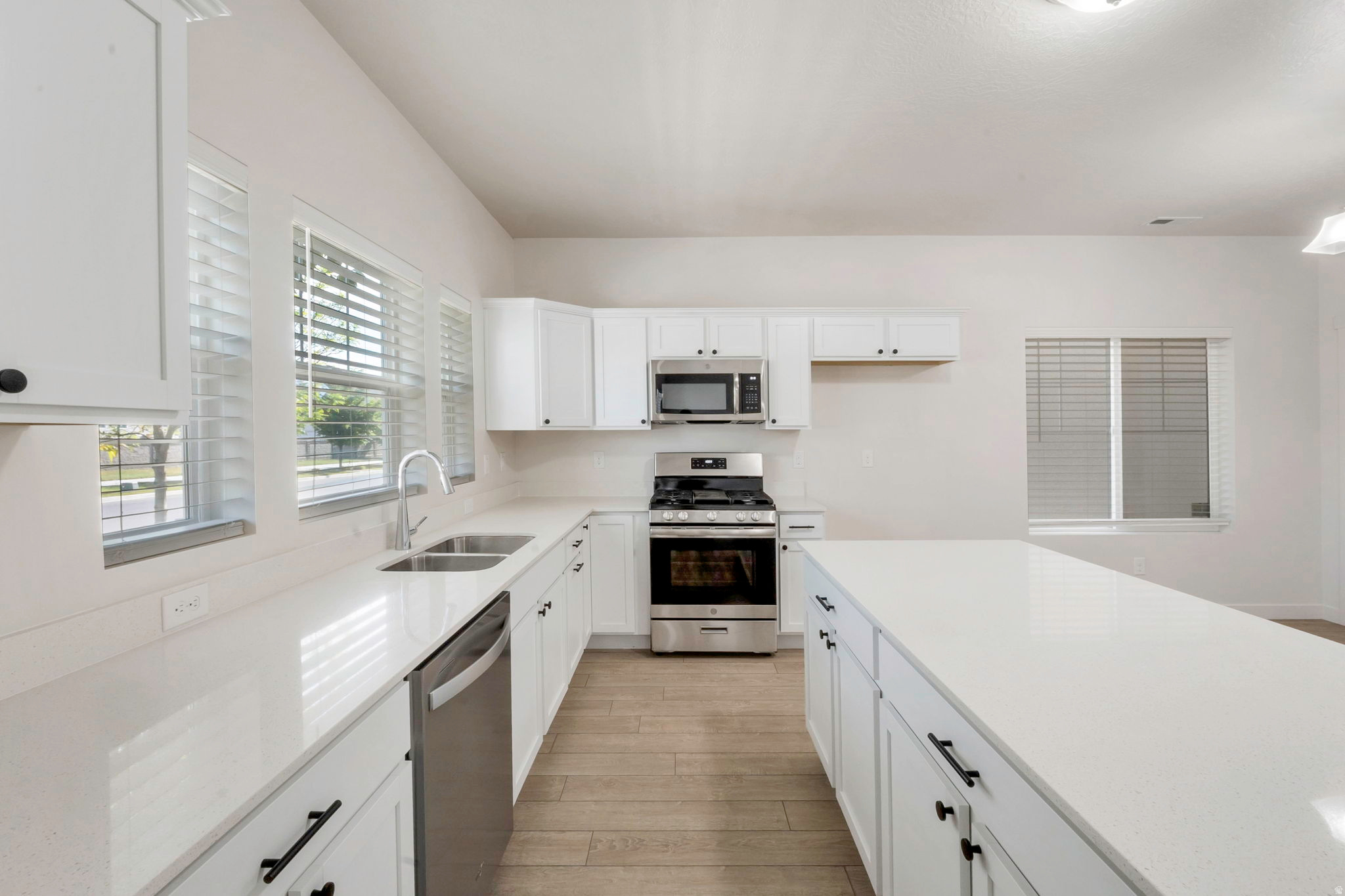 HOLBROOK FARMS - Residential