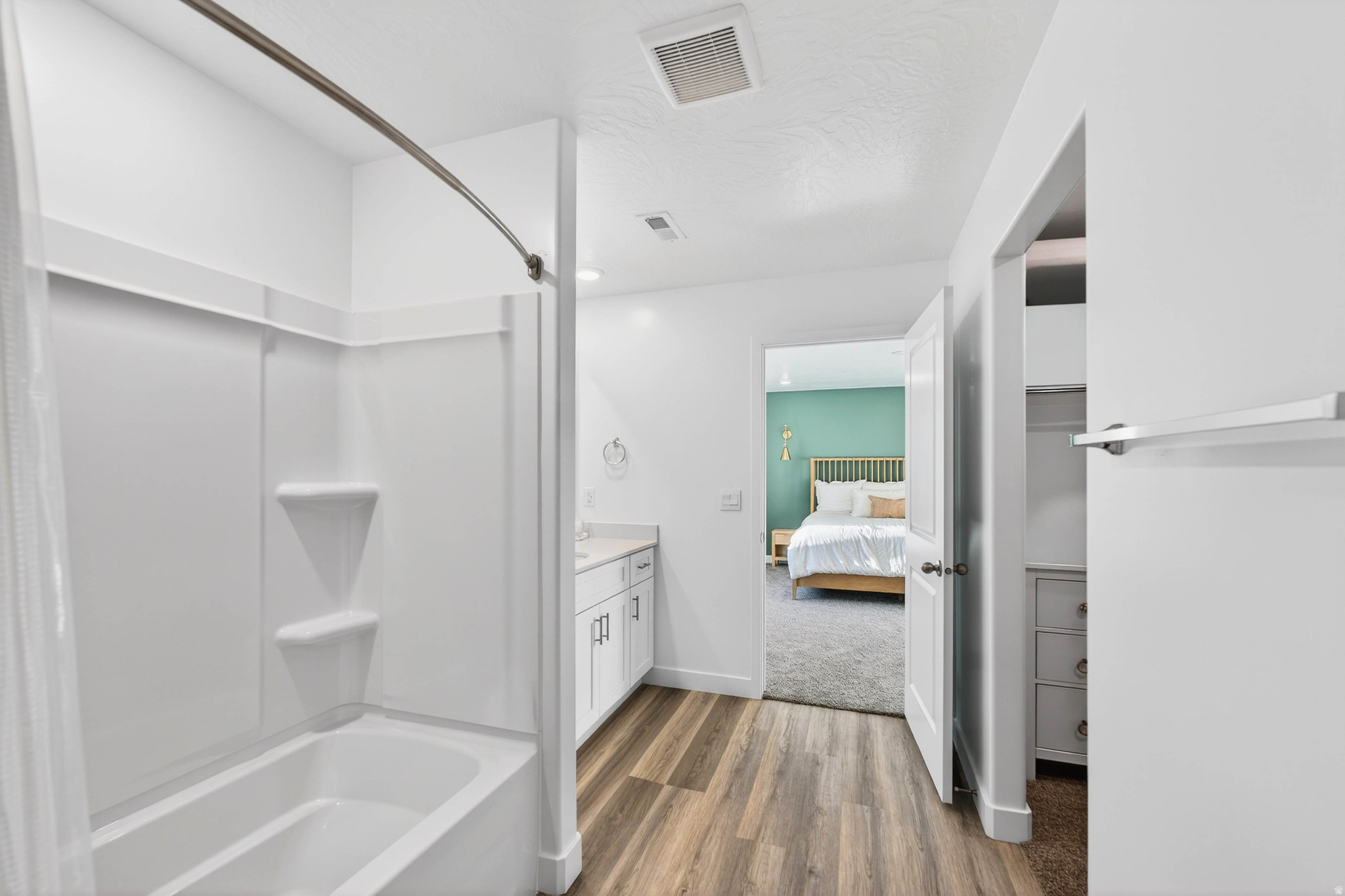 LONG VALLEY - Residential