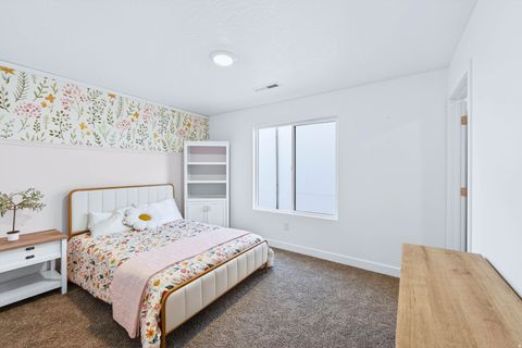 Tiny photo for 1448 S STAIRCASE WAY, Washington, UT 84780 (MLS # 2131633)