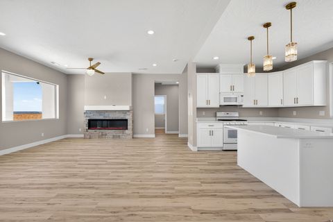 Tiny photo for 1223 W KOKOPELLI ST, Hildale, UT 84784 (MLS # 2147094)