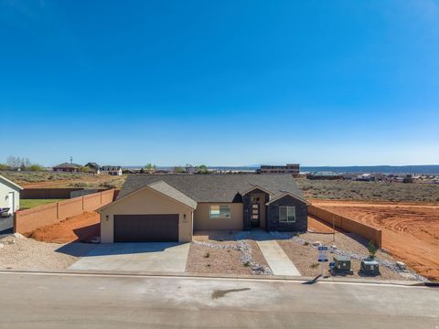 Tiny photo for 1223 W KOKOPELLI ST, Hildale, UT 84784 (MLS # 2147094)