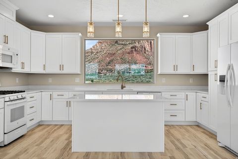 Tiny photo for 1223 W KOKOPELLI ST, Hildale, UT 84784 (MLS # 2147094)