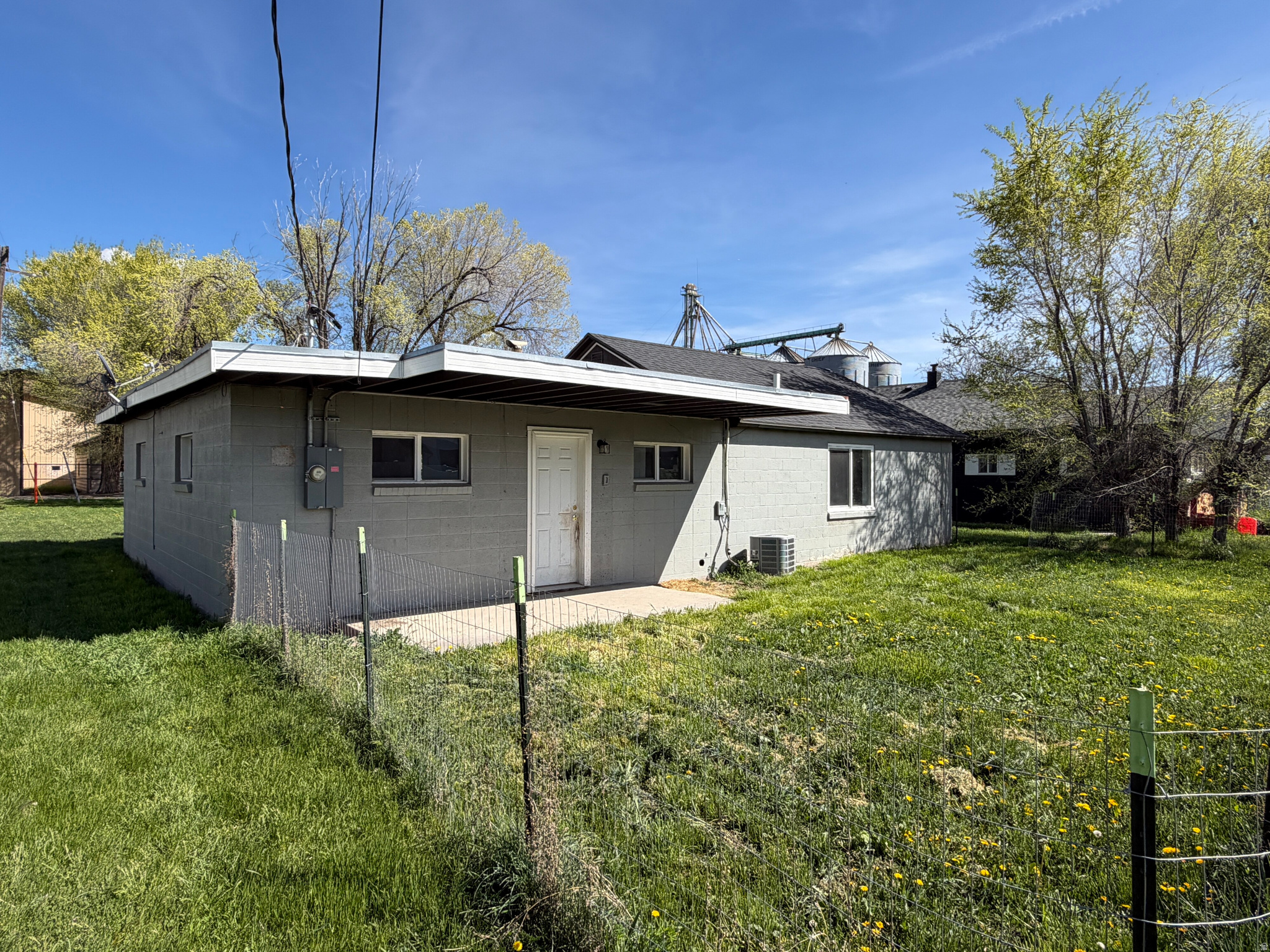 SCHRENKS WEST - Residential