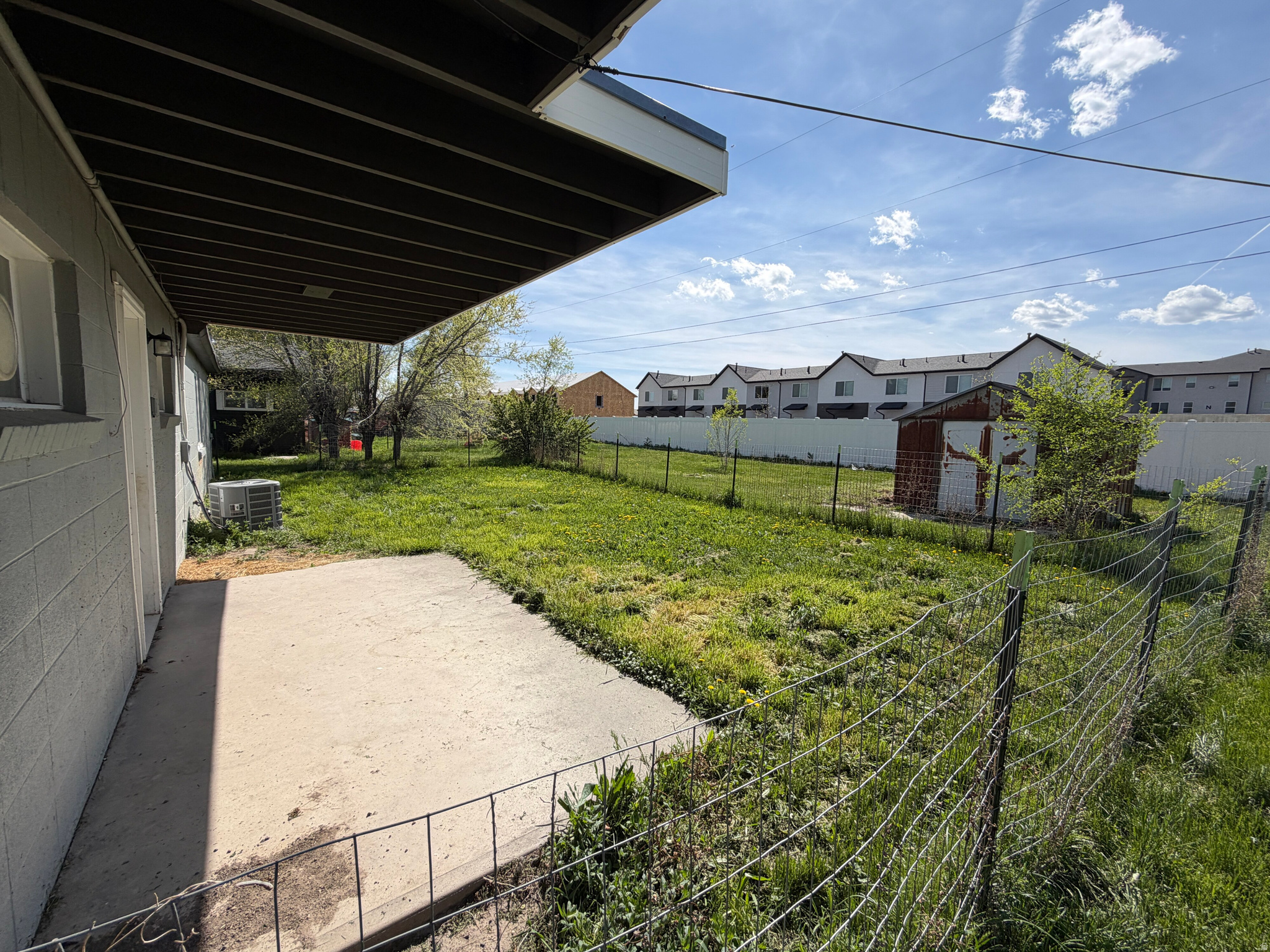 SCHRENKS WEST - Residential