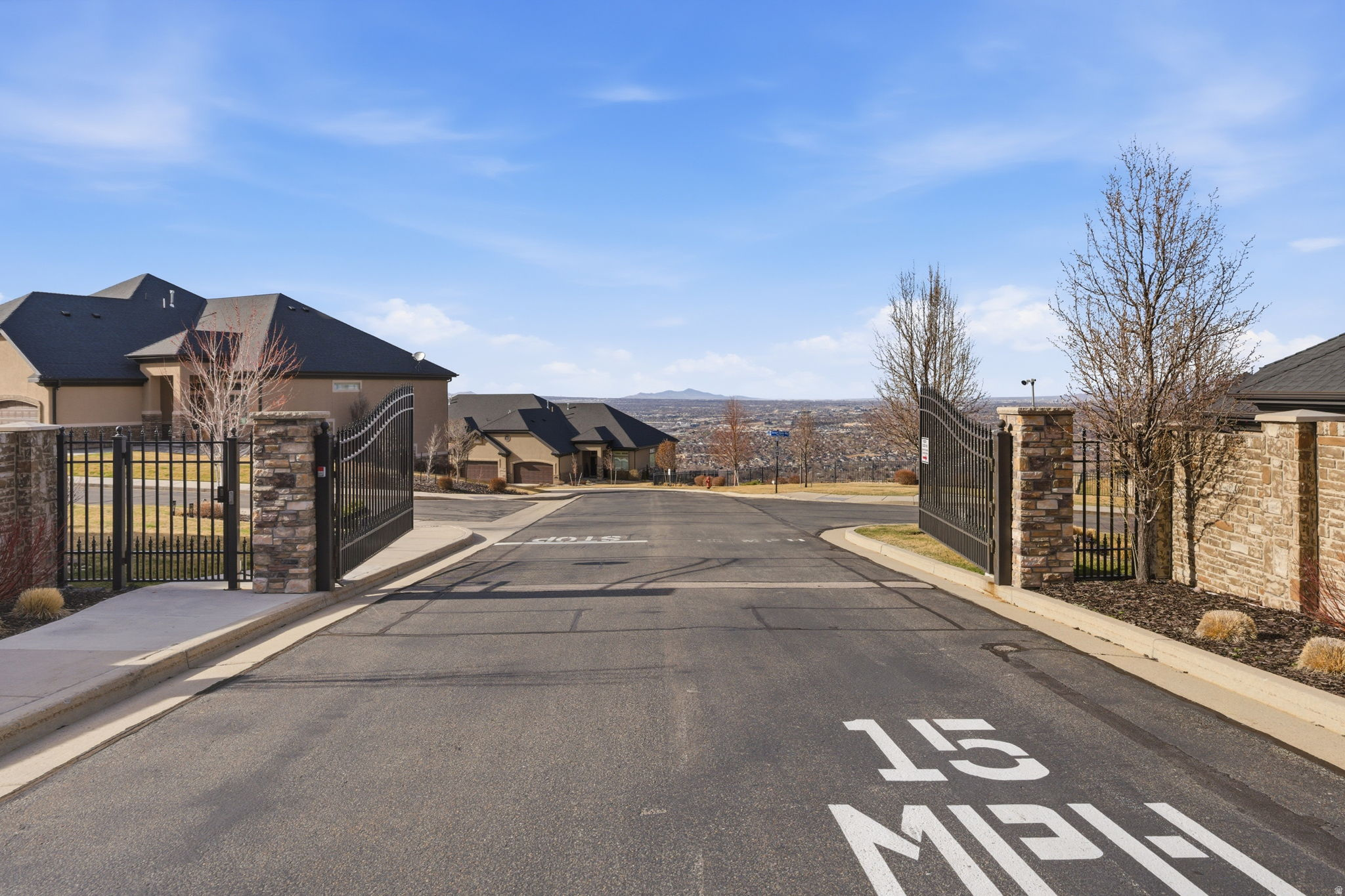 SUNSET RIDGE AT SOUTH MOUNTAIN - Residential Income