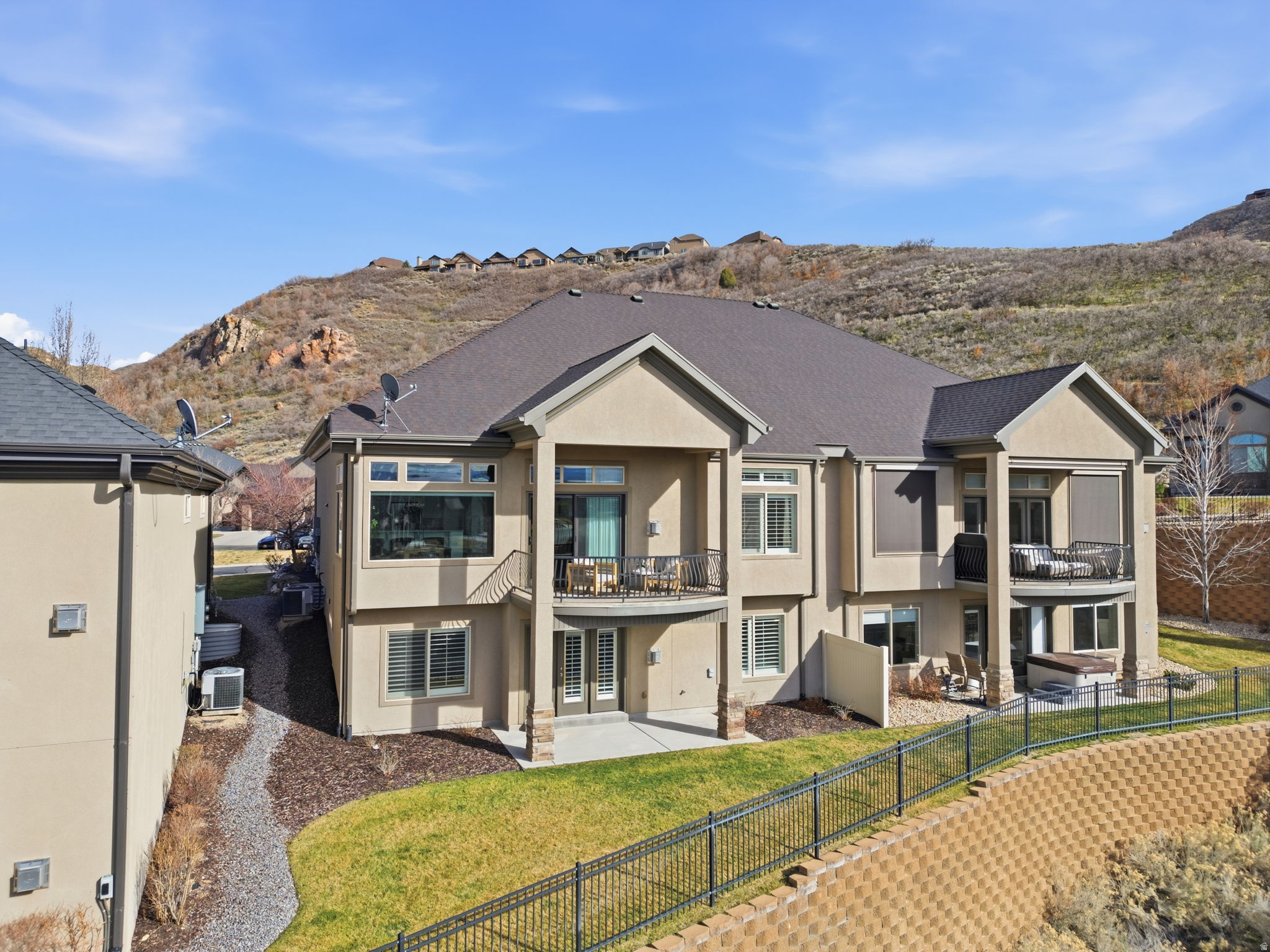 SUNSET RIDGE AT SOUTH MOUNTAIN - Residential Income