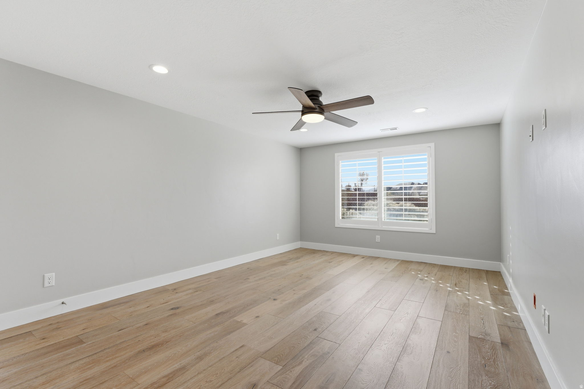 SUNSET RIDGE AT SOUTH MOUNTAIN - Residential Income