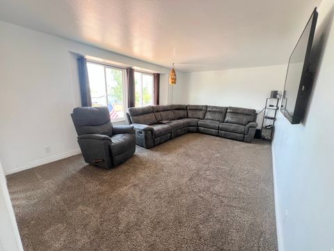 Tiny photo for 85 N WENDELL LN, Roosevelt, UT 84066 (MLS # 2155342)