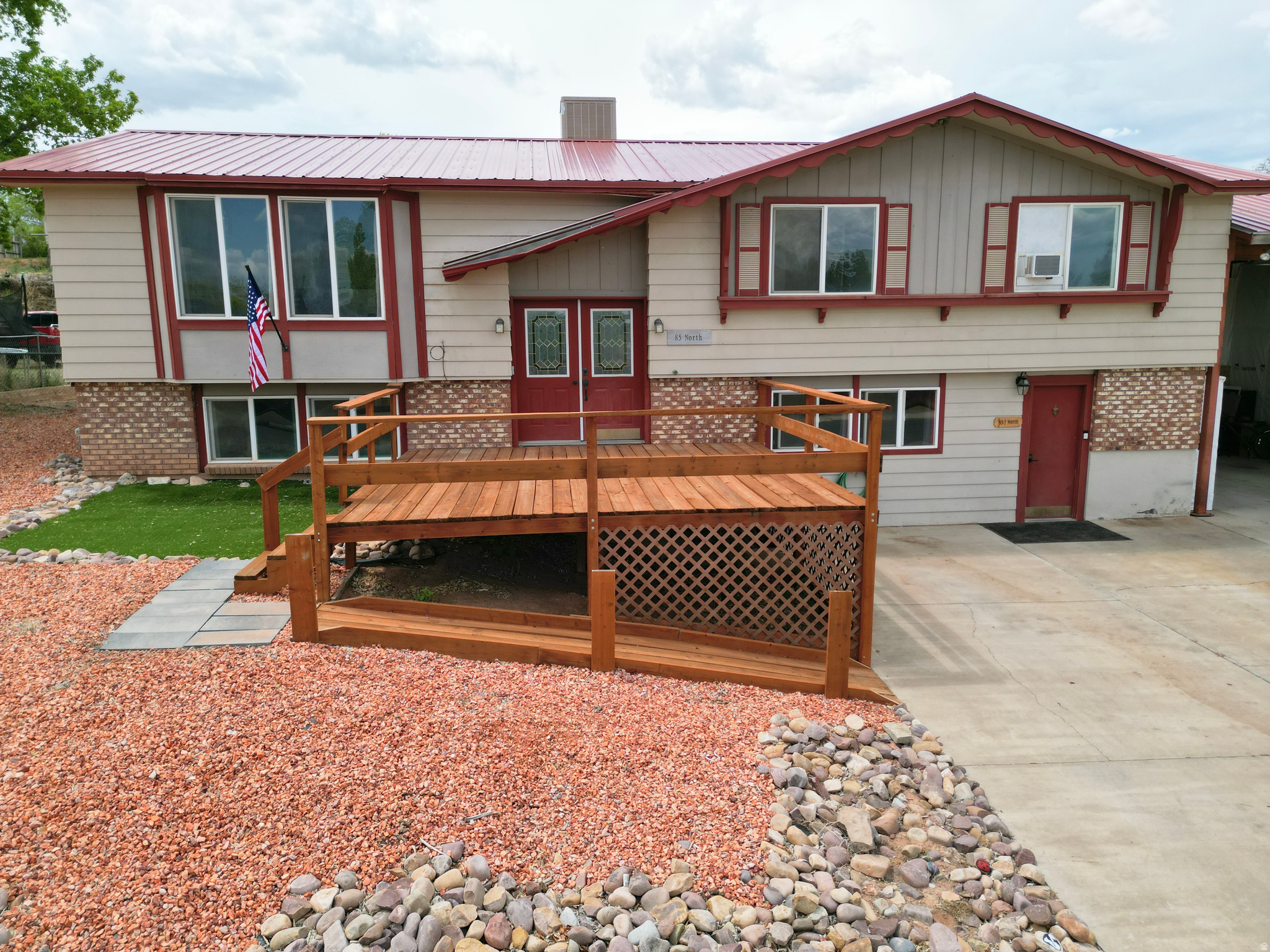 SUMMER HILLS - Residential
