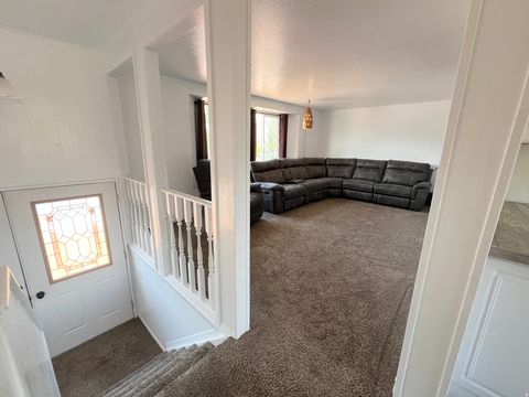Tiny photo for 85 N WENDELL LN, Roosevelt, UT 84066 (MLS # 2155342)