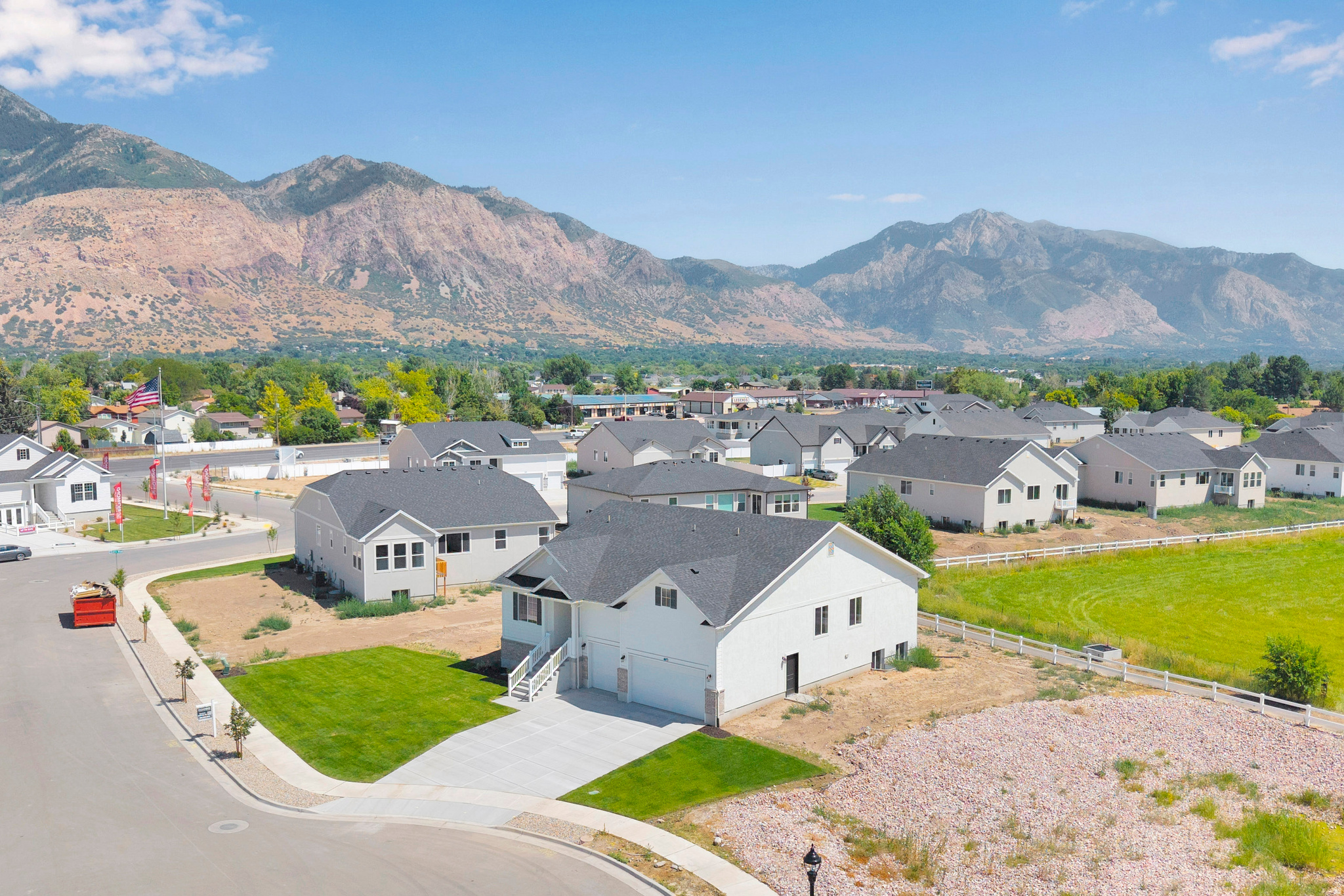 ASHLAR COVE - Residential