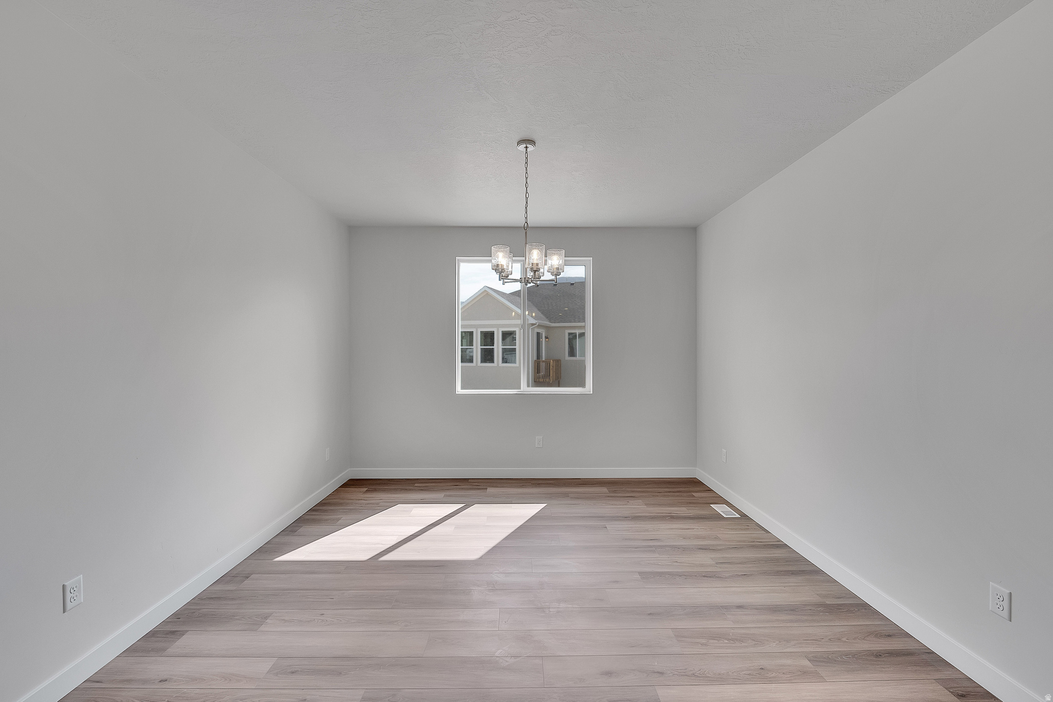 ASHLAR COVE - Residential