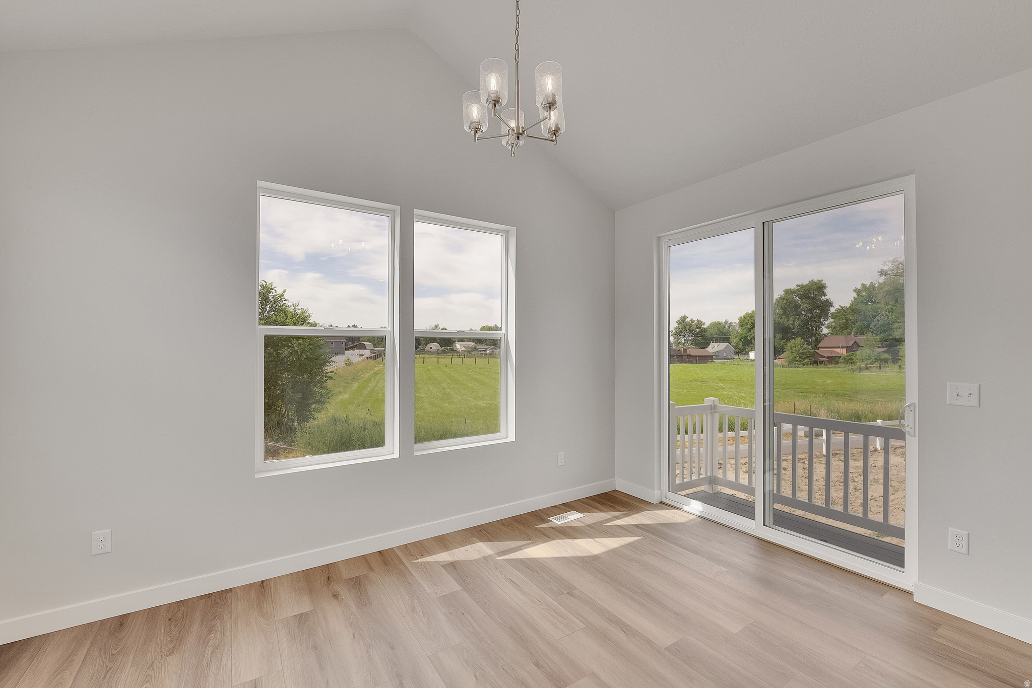 ASHLAR COVE - Residential