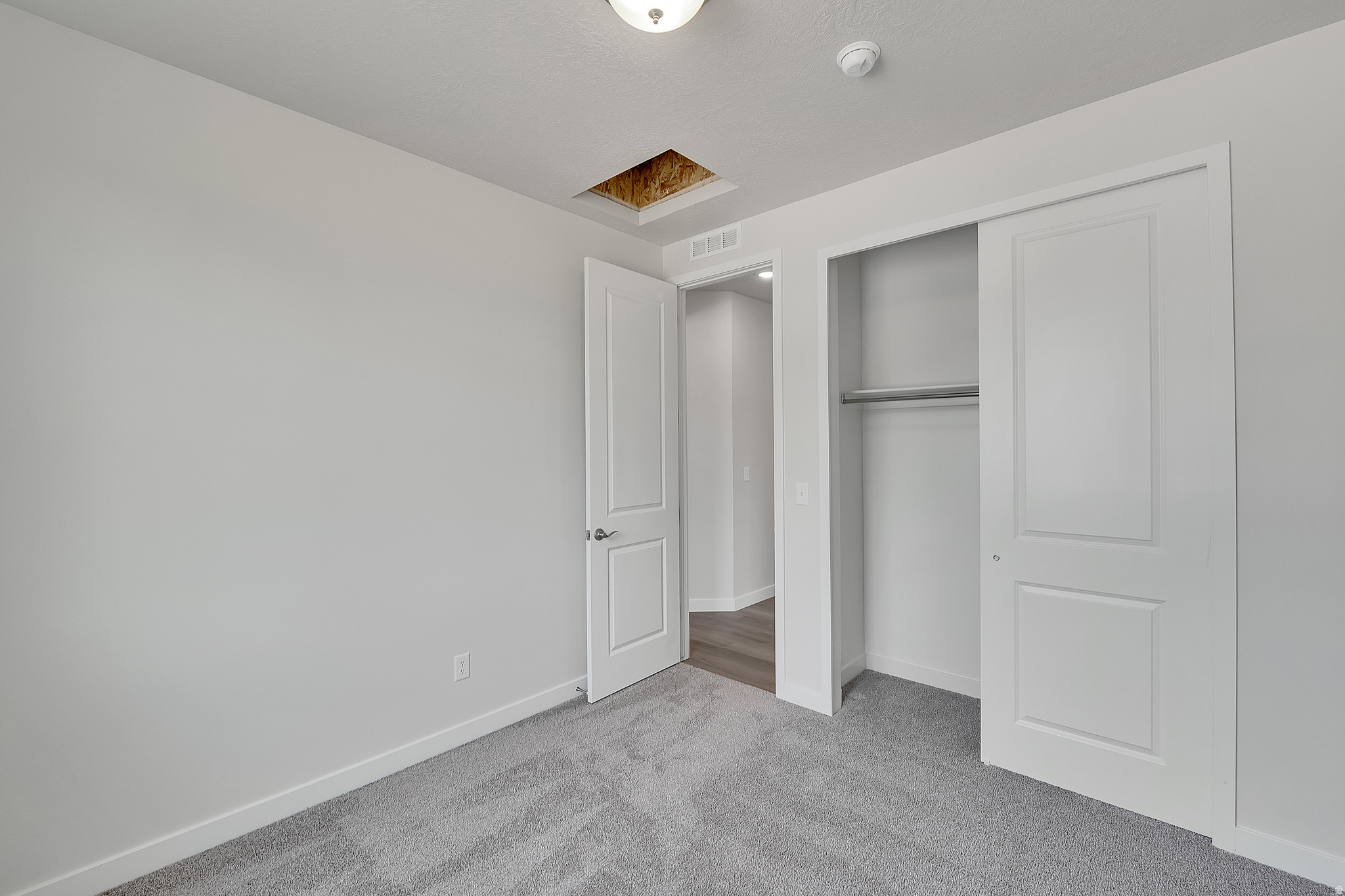 ASHLAR COVE - Residential