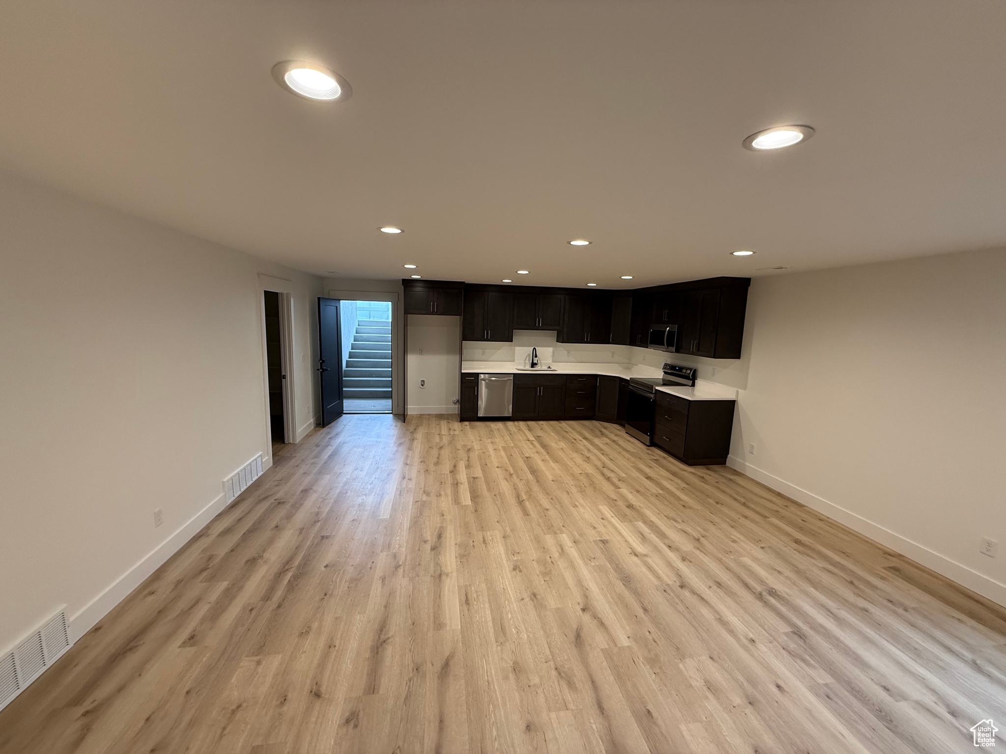 SUNNYSIDE ESTATES SUBDIVISION - Residential