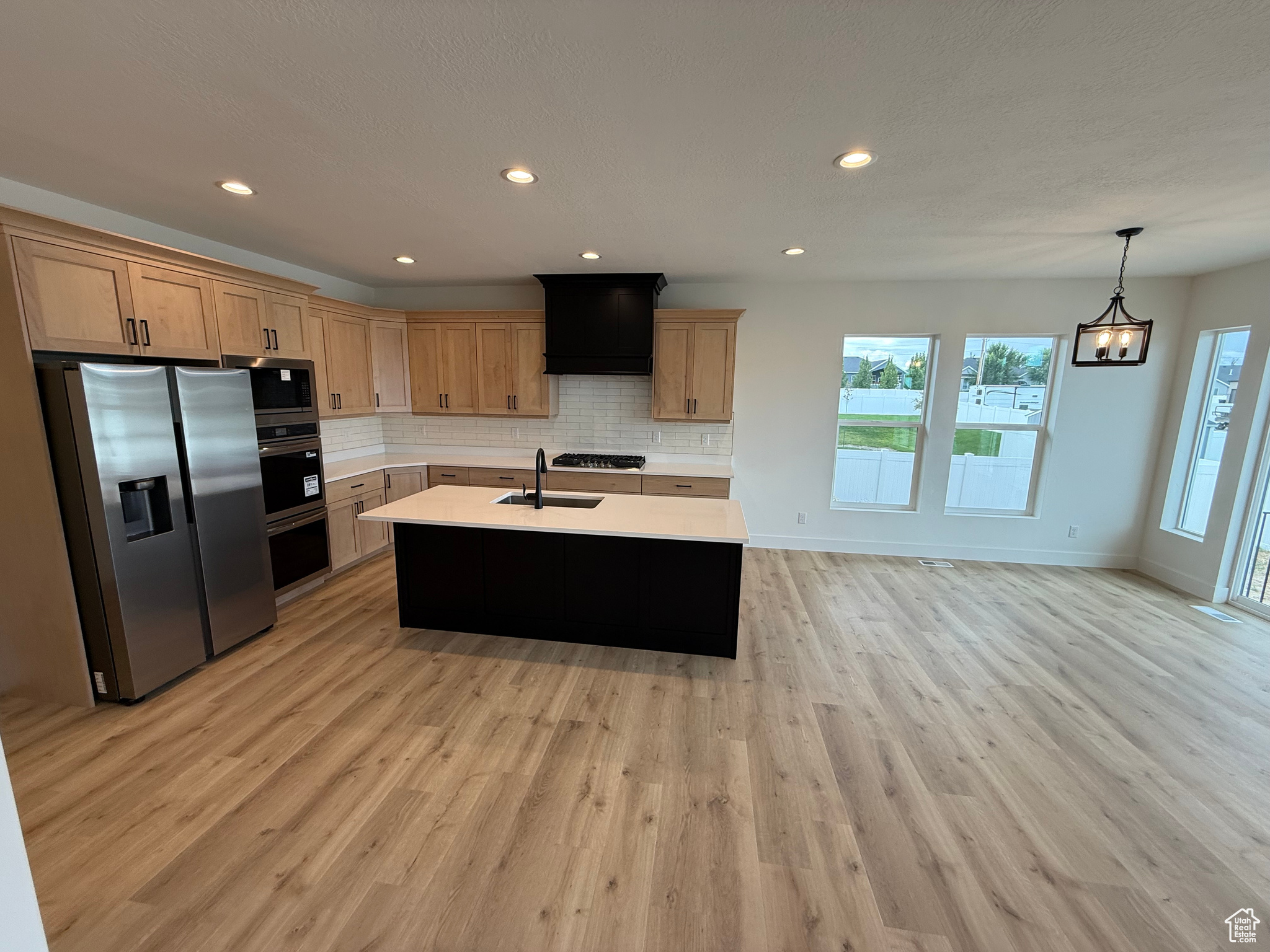 SUNNYSIDE ESTATES SUBDIVISION - Residential