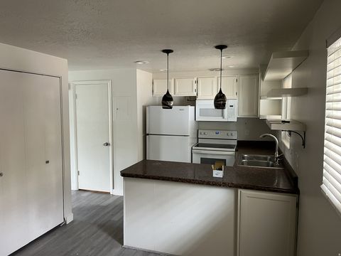 Tiny photo for 3240 N FAIRFIELD RD #6, Layton, UT 84041 (MLS # 2141634)