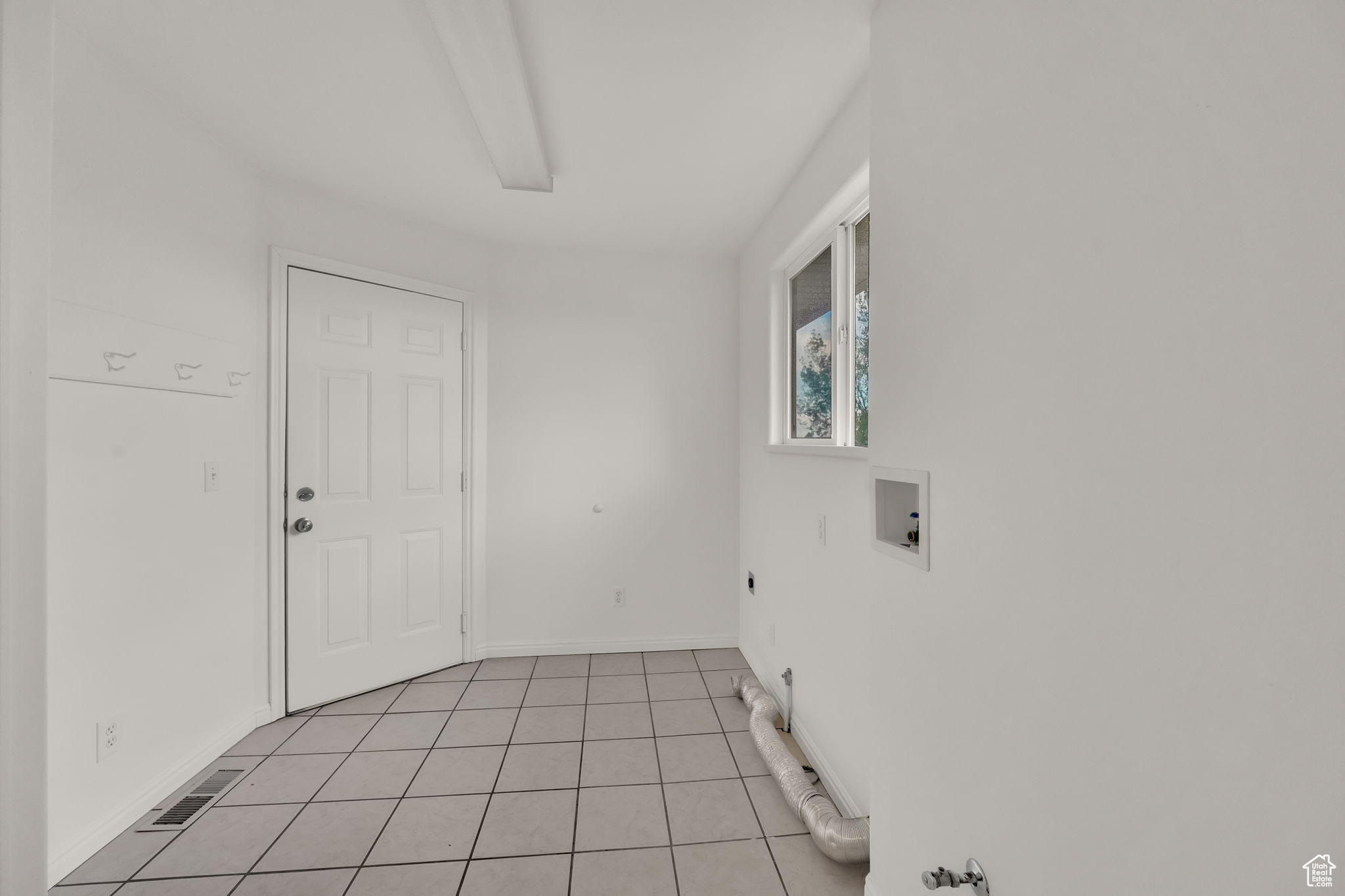 CEDAR COVE - Residential