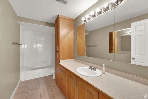 Tiny photo for 10207 N COTTONWOOD DR, Cedar Hills, UT 84062 (MLS # 2107718)