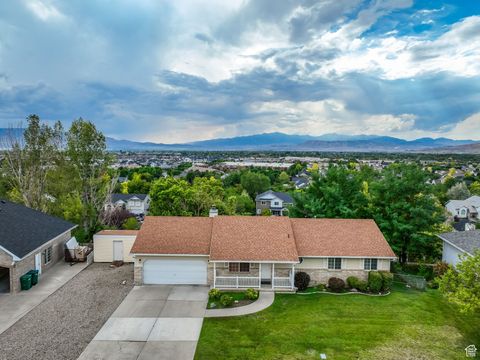 Tiny photo for 10207 N COTTONWOOD DR, Cedar Hills, UT 84062 (MLS # 2107718)
