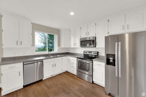 Tiny photo for 10207 N COTTONWOOD DR, Cedar Hills, UT 84062 (MLS # 2107718)