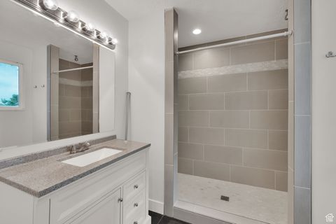 Tiny photo for 10207 N COTTONWOOD DR, Cedar Hills, UT 84062 (MLS # 2107718)