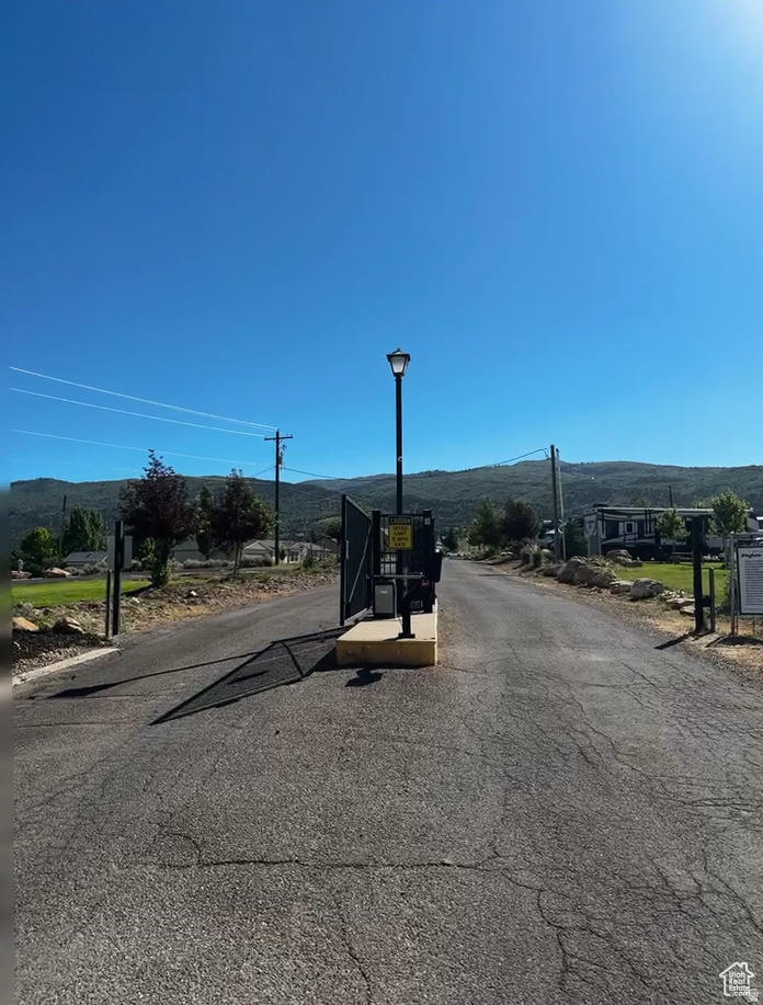 SKYLINE MT RSRT - Land