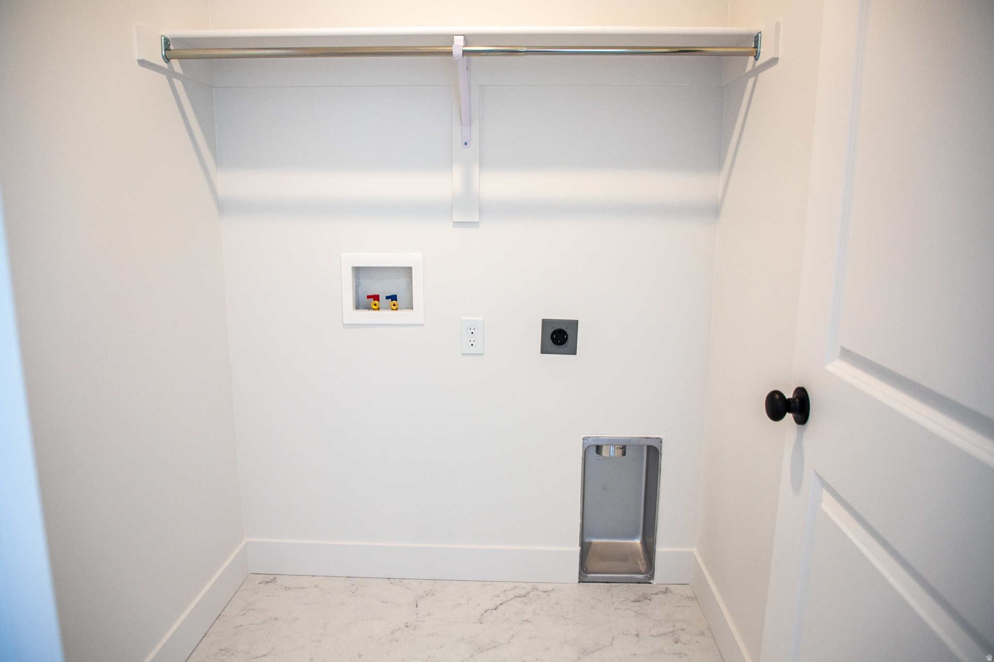 SALEM FIELDS - Residential