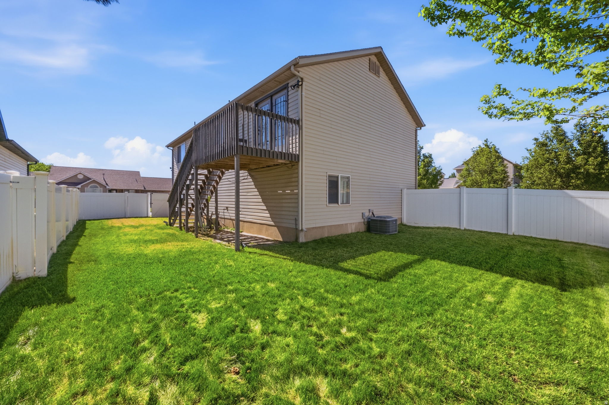 CEDAR COVE - Residential