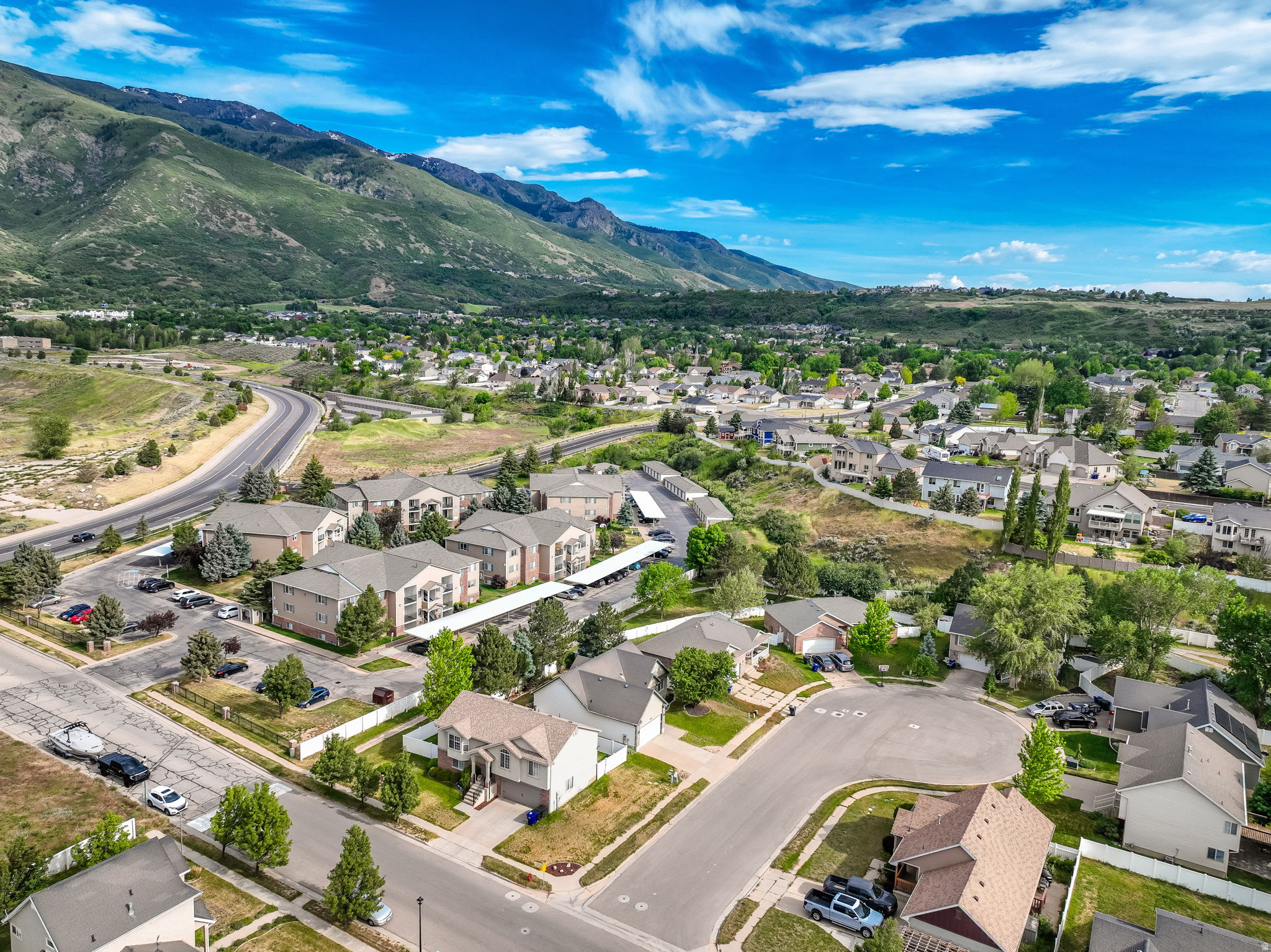 CEDAR COVE - Residential