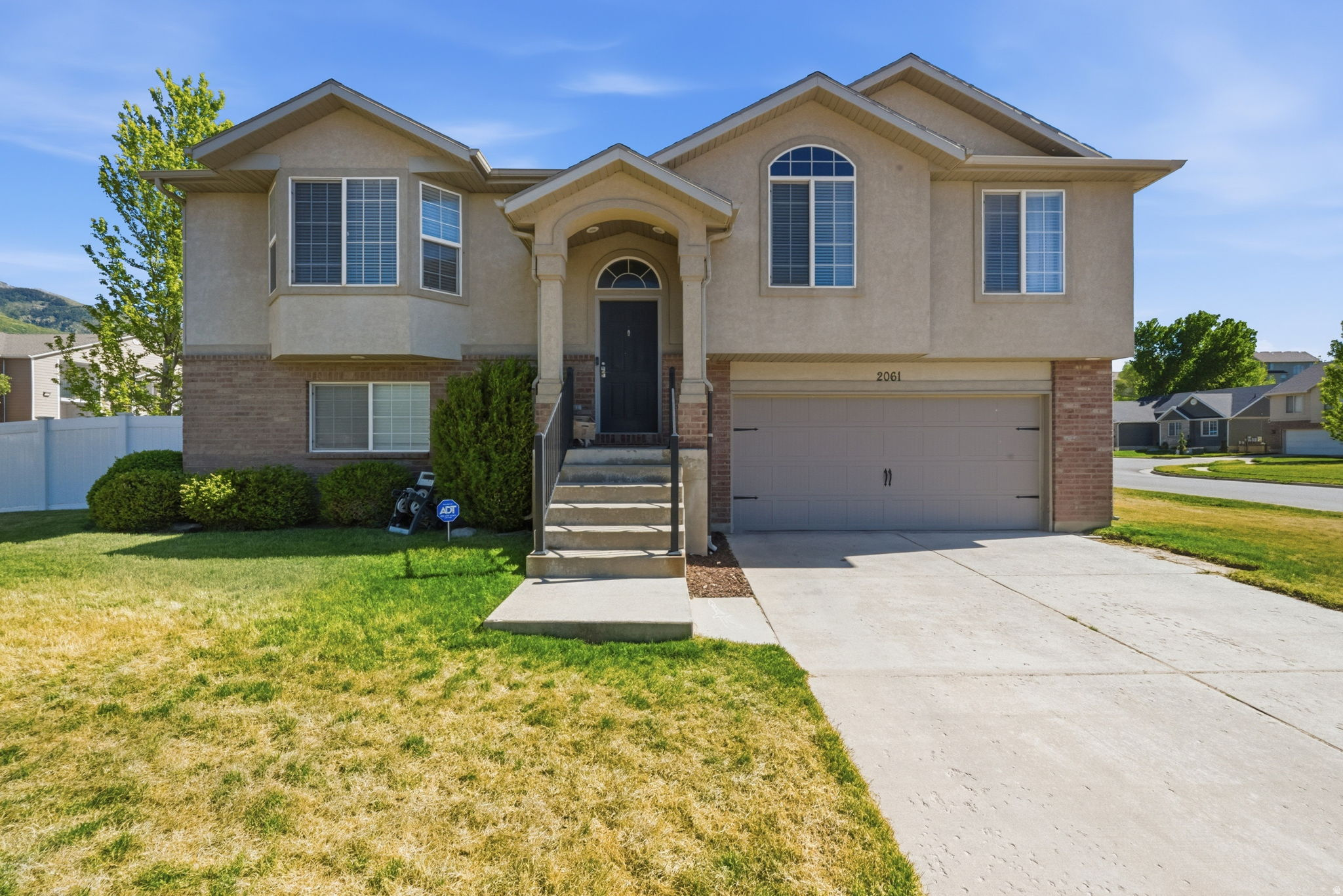 CEDAR COVE - Residential