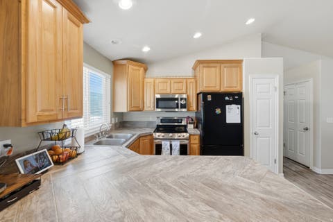 Tiny photo for 2061 E 7550 S, South Weber, UT 84405 (MLS # 2160994)