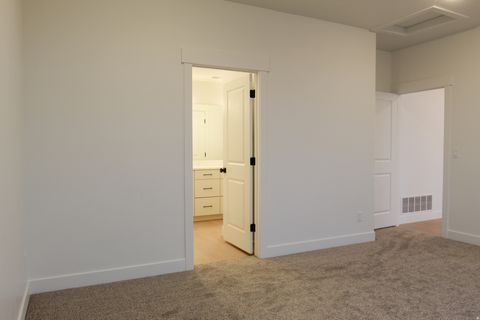 Tiny photo for 189 W 730 N, Smithfield, UT 84335 (MLS # 2125543)